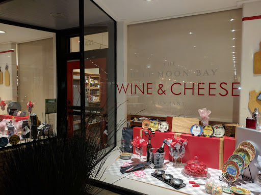 Wine Store «Half Moon Bay Wine & Cheese», reviews and photos, 421 Main St, Half Moon Bay, CA 94019, USA