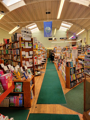 Book Store «Walden Pond Bookstore», reviews and photos, 3316 Grand Ave, Oakland, CA 94610, USA