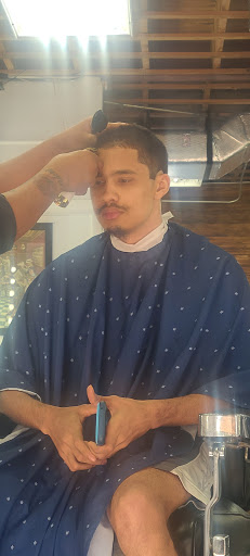 Barber Shop «Urban Stylez Barber Lounge», reviews and photos, 2307 S Orange Ave, Orlando, FL 32806, USA