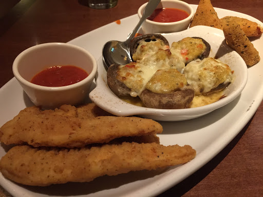 Shopping Mall «Southpoint Shopping Center», reviews and photos, E Palatine Rd & Rand, Arlington Heights, IL 60004, USA