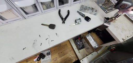 Locksmith «DML Locksmith Services», reviews and photos, 1210 W McDermott Dr #112, Allen, TX 75013, USA