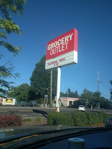 Grocery Store «Grocery Outlet Bargain Market», reviews and photos, 878 Molalla Ave, Oregon City, OR 97045, USA