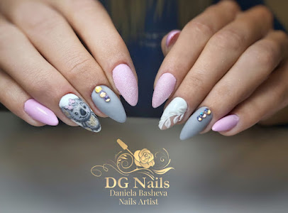 DG Nails