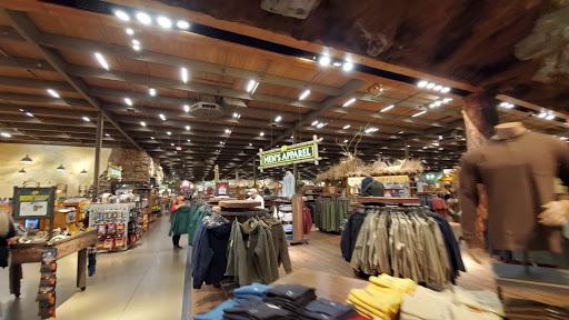Sporting Goods Store «Bass Pro Shops», reviews and photos, 5160 Cherry Ave, San Jose, CA 95118, USA