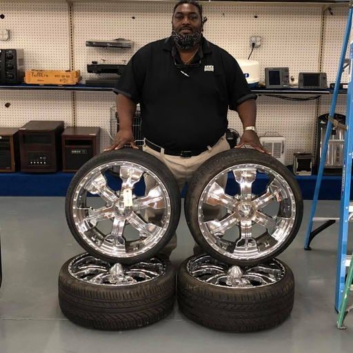 Pawn Shop «Pawn South», reviews and photos, 433 S Madison St, Whiteville, NC 28472, USA