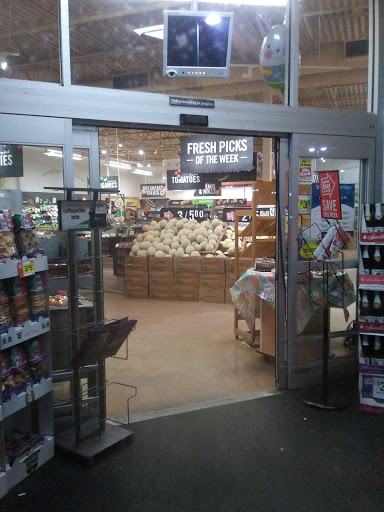 Grocery Store «Stop & Shop», reviews and photos, 999 Montauk Hwy, Shirley, NY 11967, USA