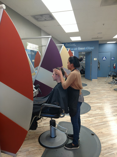 Shopping Mall «Maxwell Village Shopping Center», reviews and photos, 19245 California 12, Sonoma, CA 95476, USA