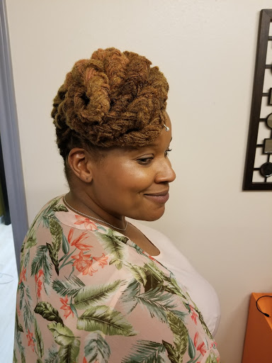 Hair Care «CDMH Extensions & Locs Studio», reviews and photos, 5724 Forest Bend Dr, Arlington, TX 76017, USA