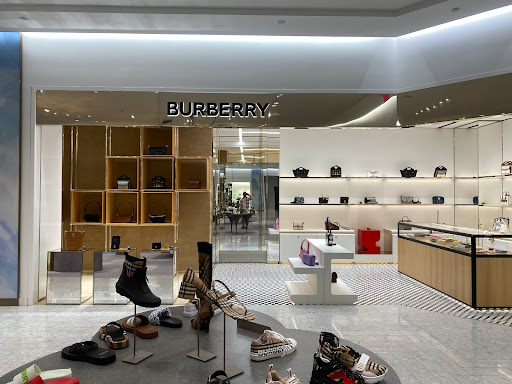 Department Store «Saks Fifth Avenue», reviews and photos, 9700 Collins Ave, Bal Harbour, FL 33154, USA