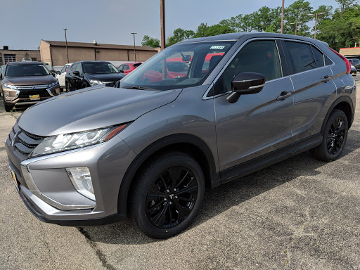 Mitsubishi Dealer «Max Madsen Mitsubishi», reviews and photos, 2424 Ogden Ave, Downers Grove, IL 60515, USA