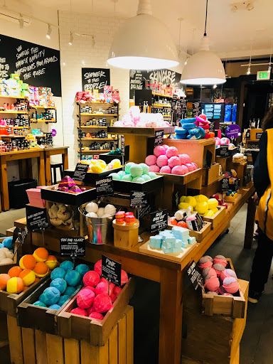 Cosmetics Store «Lush Cosmetics», reviews and photos, 2116 Union St, San Francisco, CA 94123, USA