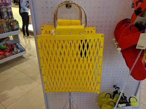 Clothing Store «Forever 21», reviews and photos, 757 Spectrum Center Dr, Irvine, CA 92618, USA