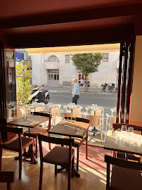 Atmosphère du Restaurant indien moderne Sharma Ji à Paris - n°7