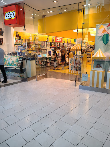 Toy Store «The LEGO Store», reviews and photos, 6600 Topanga Canyon Blvd, Canoga Park, CA 91303, USA