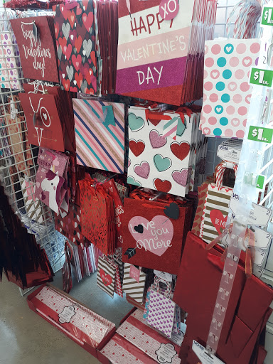 Dollar Store «Dollar Tree», reviews and photos, 170 E Stacy Rd #2120, Allen, TX 75002, USA