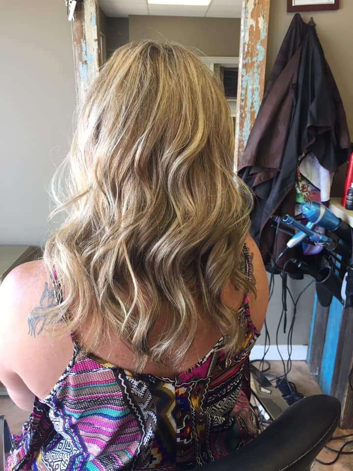 Roots Salon 72455