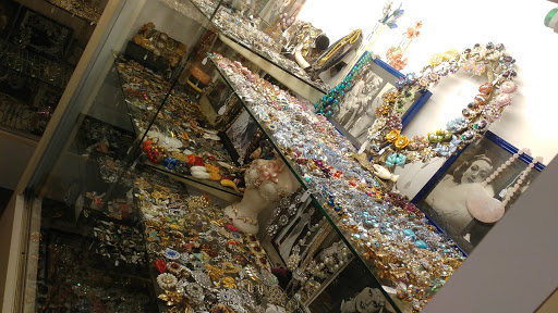 Used Clothing Store «Decades Vintage Clothing», reviews and photos, 627 S State St, Salt Lake City, UT 84111, USA