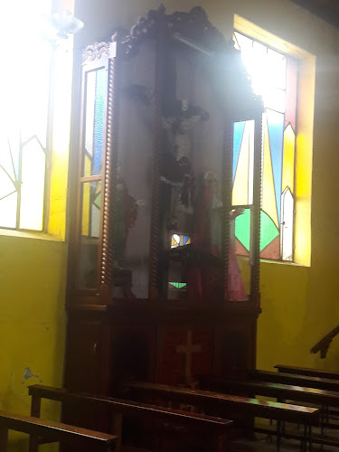Opiniones de Iglesia Católica Cristo Sacerdote de Motupe en Loja - Iglesia