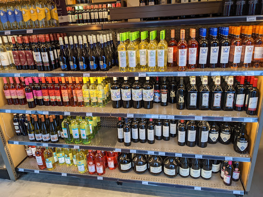 Liquor Store «Lynbrook Wine & Liquor», reviews and photos, 325 Sunrise Hwy, Lynbrook, NY 11563, USA