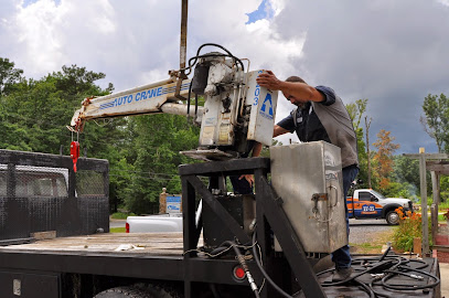 B & B Truck Crane