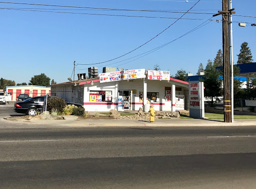 Liquor Store «Haydens Liquor», reviews and photos, 531 S Lovers Ln, Visalia, CA 93292, USA