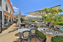 Photos du propriétaire du Perla Riviera Logis Hotel - Restaurant à Villeneuve-Loubet - n°8