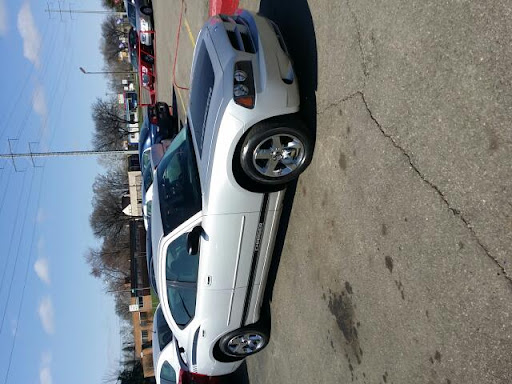 Used Car Dealer «OAK PARK AUTO SALES», reviews and photos, 13900 W 8 Mile Rd, Oak Park, MI 48237, USA