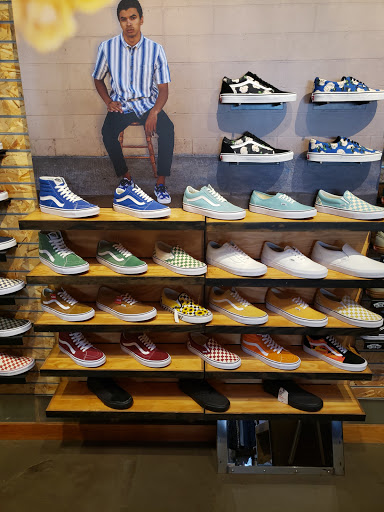 Shoe Store «Vans», reviews and photos, 5232 E 2nd St, Long Beach, CA 90803, USA