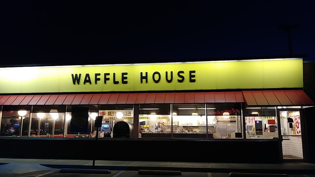 Waffle House 35601