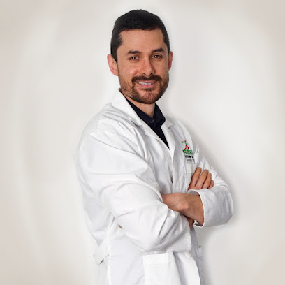 Dr. Felipe Naranjo