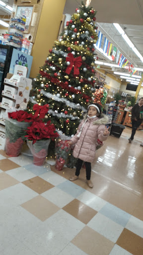 Grocery Store «C-Town Supermarkets», reviews and photos, 47 Main St, New Britain, CT 06051, USA