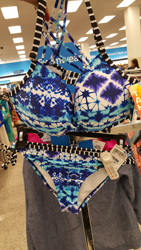 Clothing Store «Ross Dress for Less», reviews and photos, 3203 N State Rd 7, Lauderdale Lakes, FL 33319, USA