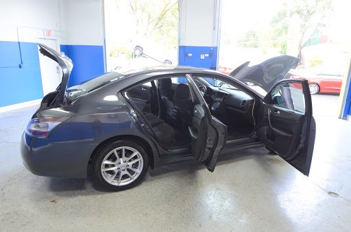 Used Car Dealer «ROSELLE MOTORS INC», reviews and photos, 849 Villa St, Elgin, IL 60120, USA