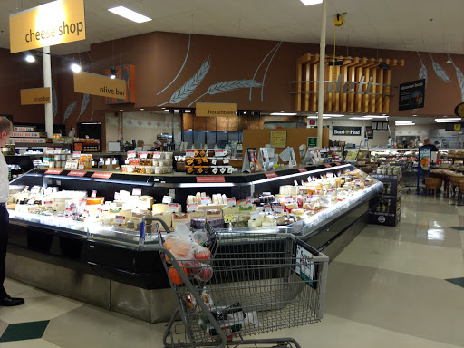 Grocery Store «Kroger», reviews and photos, 17447 Haggerty Rd, Northville, MI 48168, USA