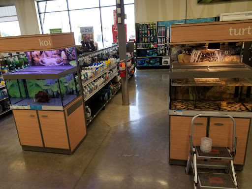 Pet Supply Store «Petco Animal Supplies», reviews and photos, 635 Cibolo Valley Drive #149, Cibolo, TX 78108, USA