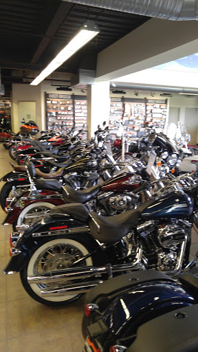 Harley-Davidson Dealer «Harley-Davidson of Danbury», reviews and photos, 51 Federal Rd, Danbury, CT 06810, USA