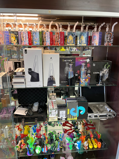 Tobacco Shop «Mix Smoke Shop», reviews and photos, 585 S Knott Ave, Anaheim, CA 92804, USA