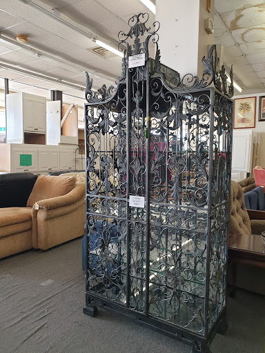 Thrift Store «Good Samaritan Thrift Store», reviews and photos, 4680 N Southside Plaza St, Richmond, VA 23224, USA