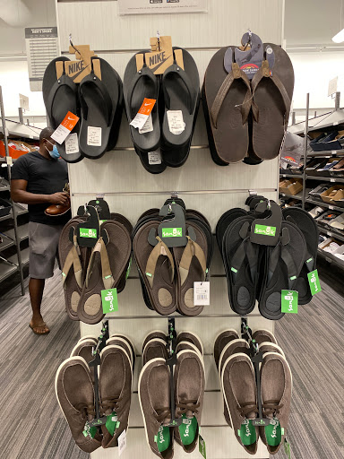 Department Store «Nordstrom Rack Pembroke Mall», reviews and photos, 4588 Virginia Beach Blvd #100, Virginia Beach, VA 23462, USA