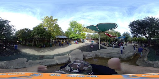 Transit Stop «Dallas Zoo Station», reviews and photos, 614 S. Ewing Avenue, Dallas, TX 75203, USA