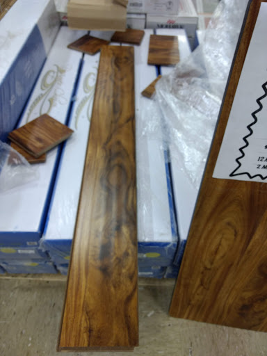 Kitchen Remodeler «Pease Warehouse & Kitchen Showroom», reviews and photos, 1780 S Erie Blvd, Hamilton, OH 45011, USA