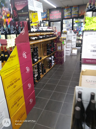 Wine Store «Dartmouth Wine & Spirits», reviews and photos, 313 State Rd, North Dartmouth, MA 02747, USA