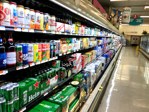 Grocery Store «Bravo Supermarkets», reviews and photos, 524 Doctor M.L.K. Jr Blvd E, Belle Glade, FL 33430, USA