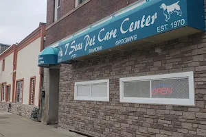 7 Seas Pet Care Center image