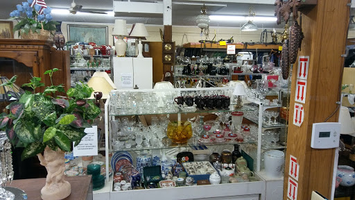 Thrift Store «Happy Tails Thrift Store», reviews and photos, 1825 Springs Rd, Vallejo, CA 94591, USA