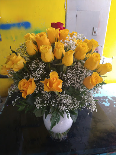 Florist «Flowers Vs Flowers», reviews and photos, 414 Main St, Paterson, NJ 07501, USA
