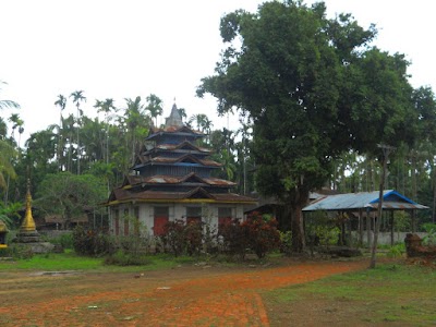 Photos of Myo Ma Monastery