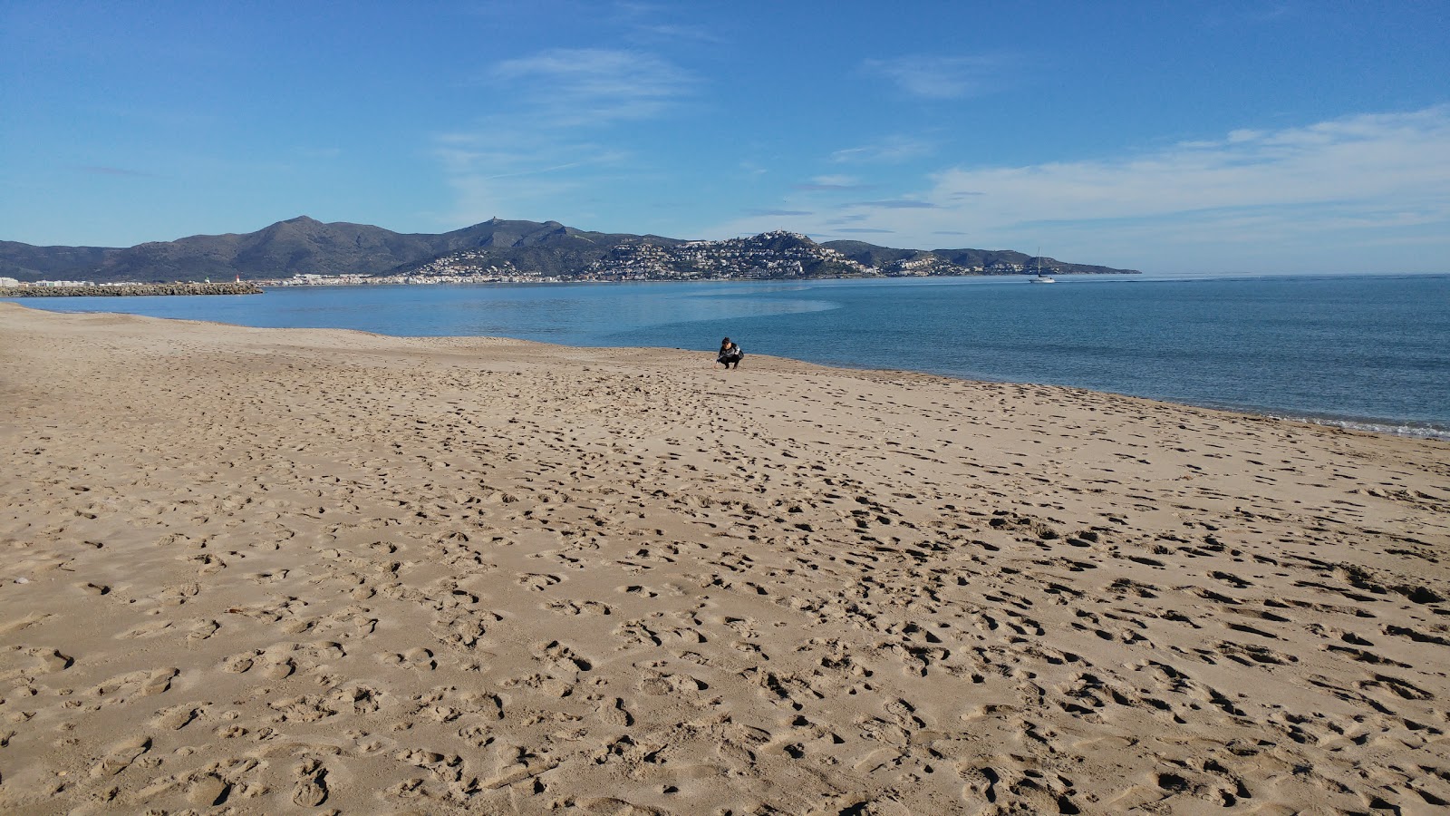 Fotografie cu Platja de La Rubina cu drept și lung