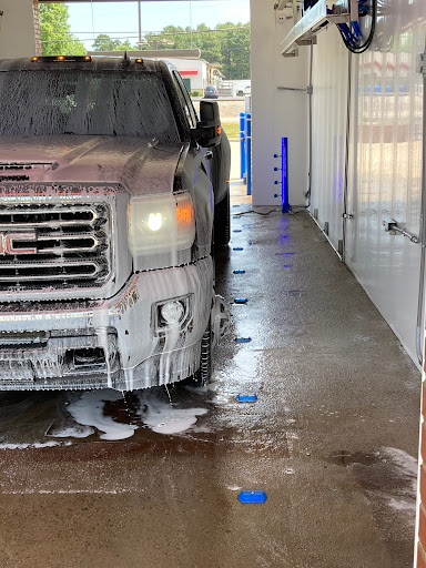 Finishline Car Wash en Mooresville