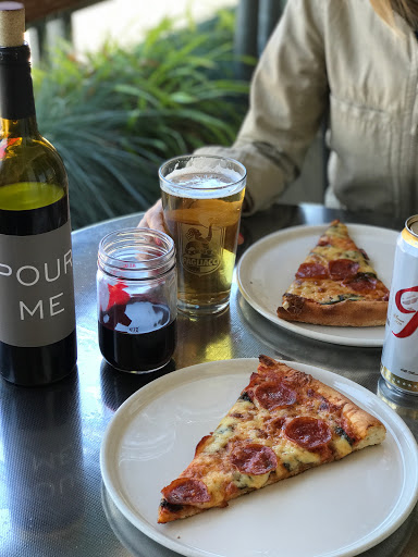 Pizza Delivery «Pagliacci Pizza», reviews and photos, 10200 Edmonds Way, Edmonds, WA 98020, USA